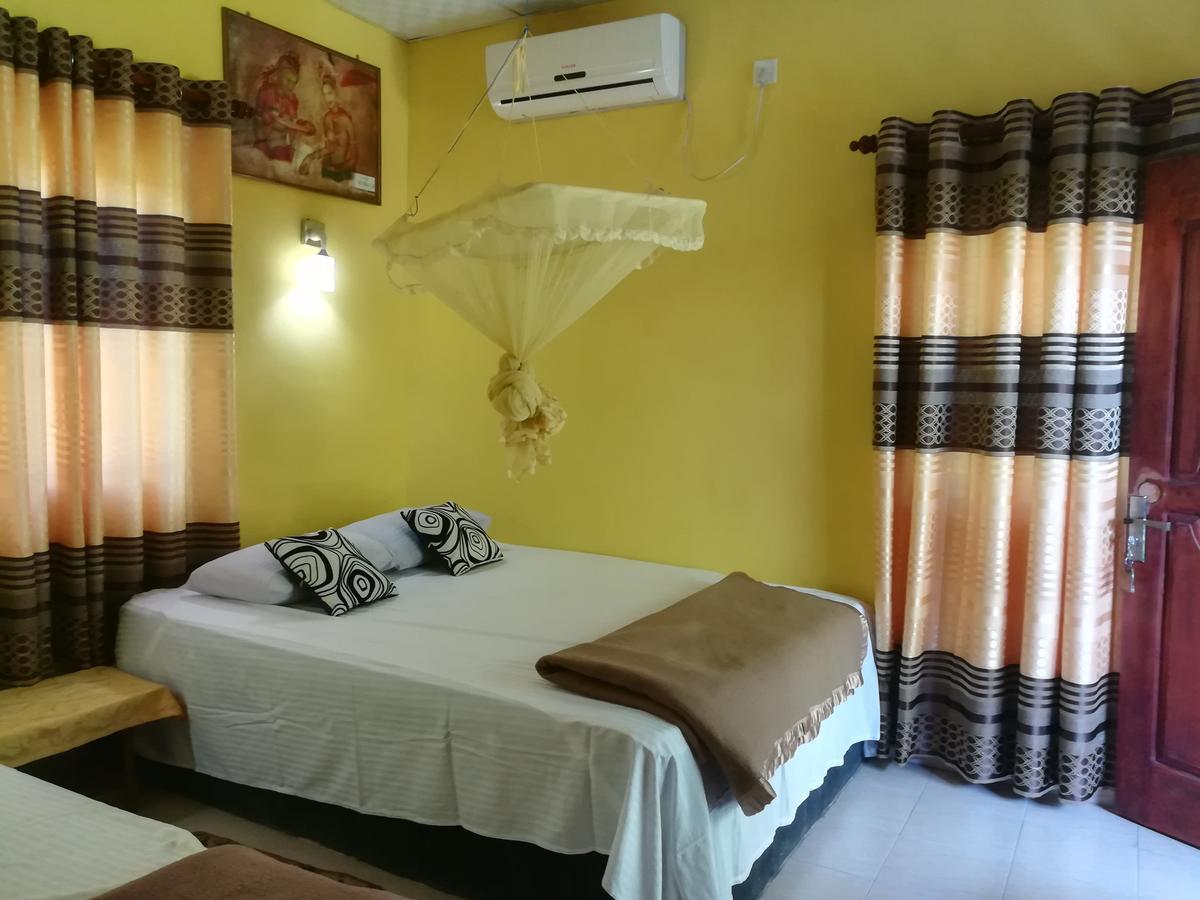 The Nilmini Lodge Sigiriya Bagian luar foto