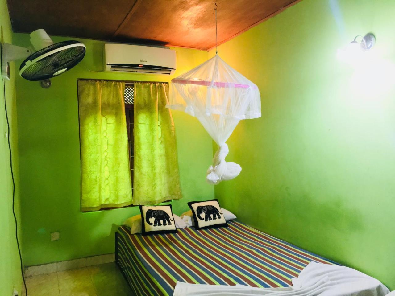 The Nilmini Lodge Sigiriya Bagian luar foto